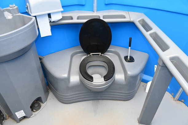 Best Portable toilet rental cost  in Valley Falls, RI